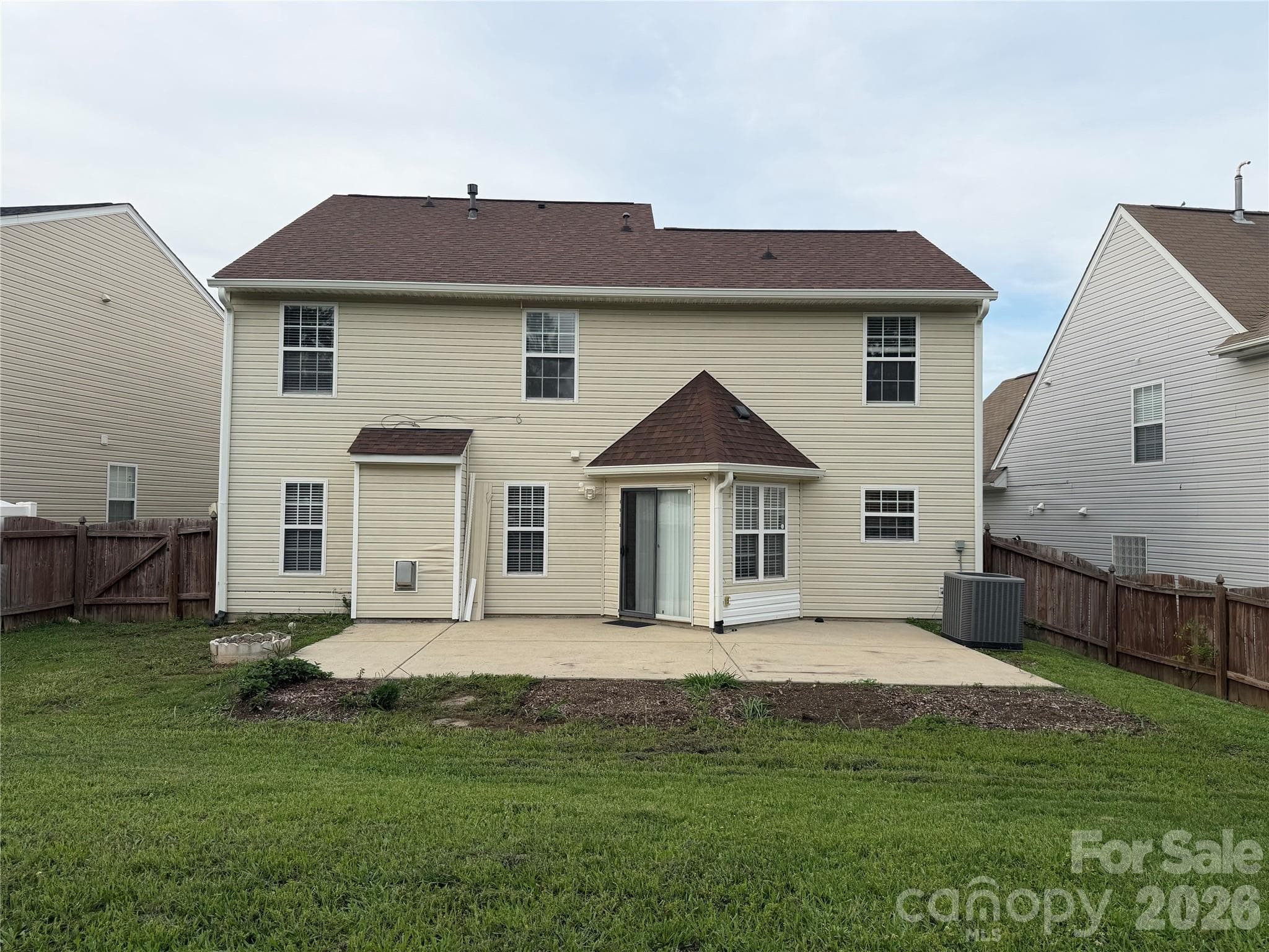 back view - 9233 Simonton Drive, Charlotte