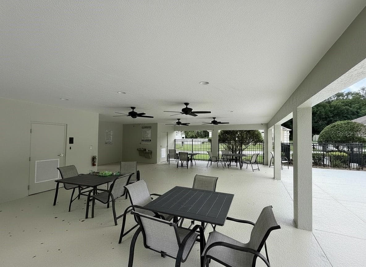Single Family Residence at 5909 WINDSONG OAK DR, LEESBURG, photo 38 of 39