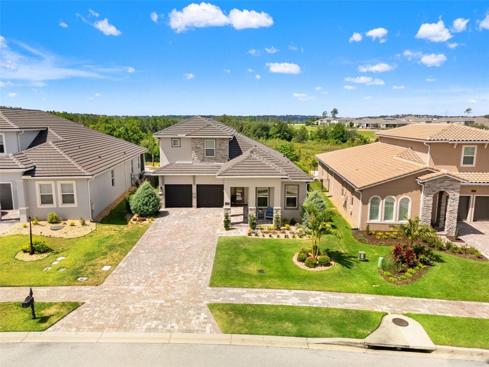 Single Family Residence at 16049 VOLTERRA PT, MONTVERDE, photo 42 of 70