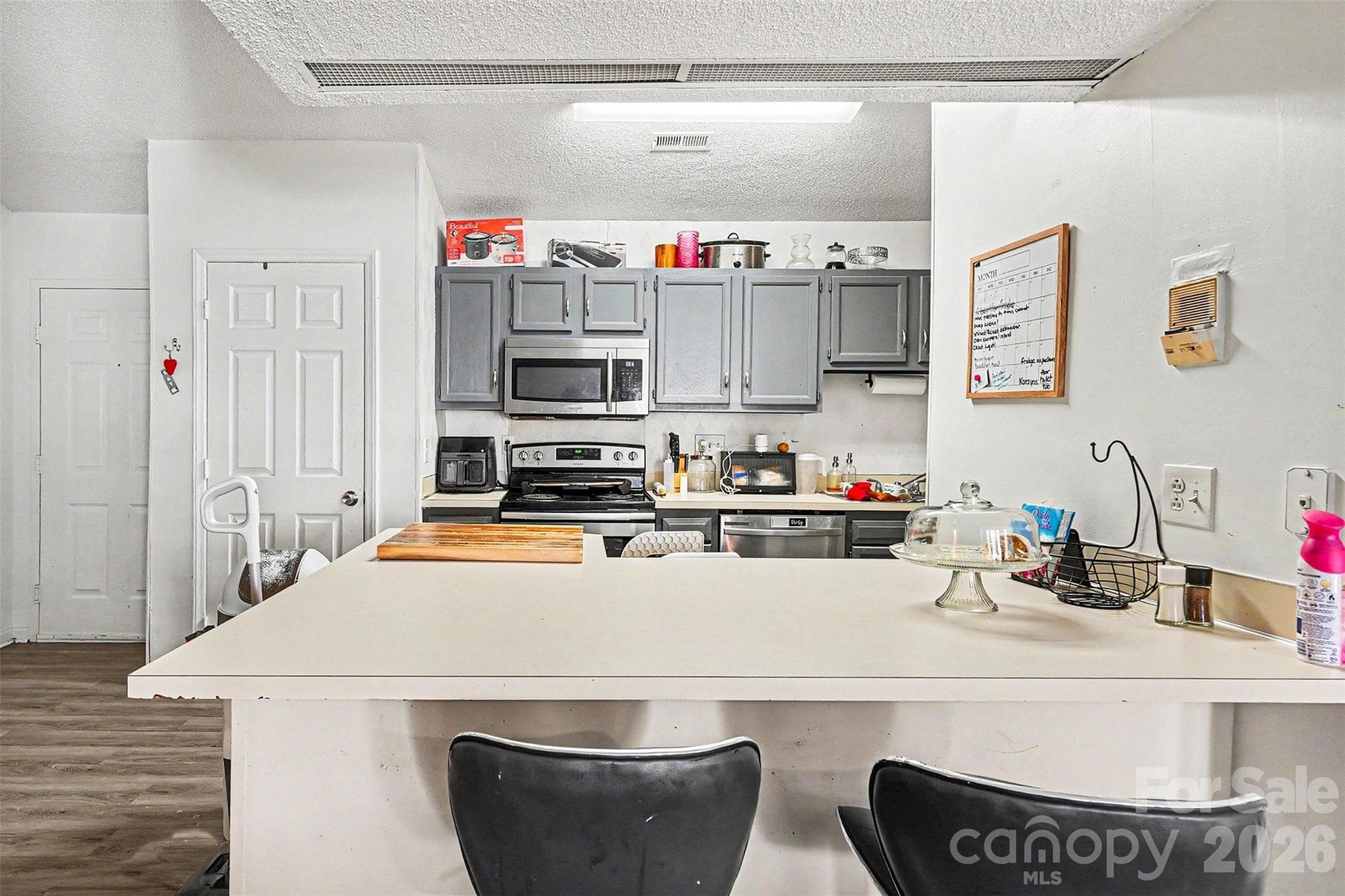 Condominium at 6223 Rosecroft Drive, Charlotte, photo 11 of 25