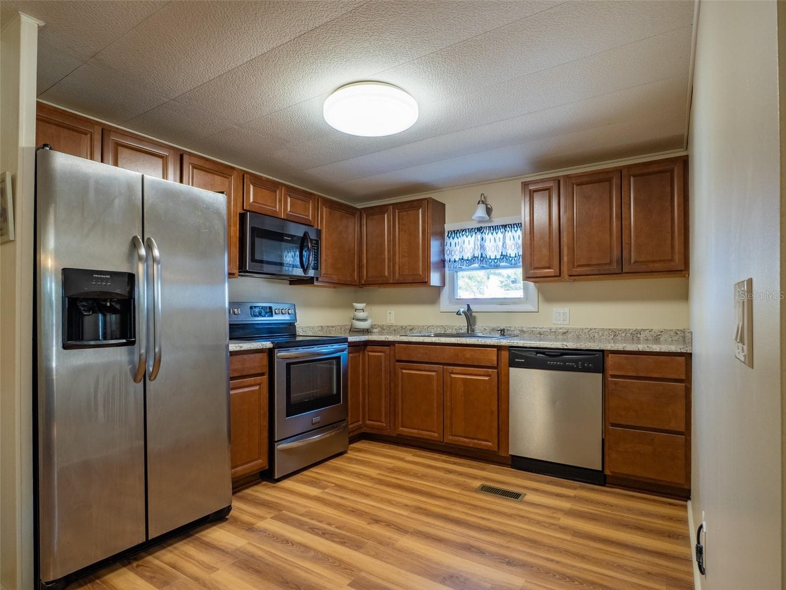 Mobile Home at 401 DENICE DR #401, SEMINOLE, photo 2 of 41