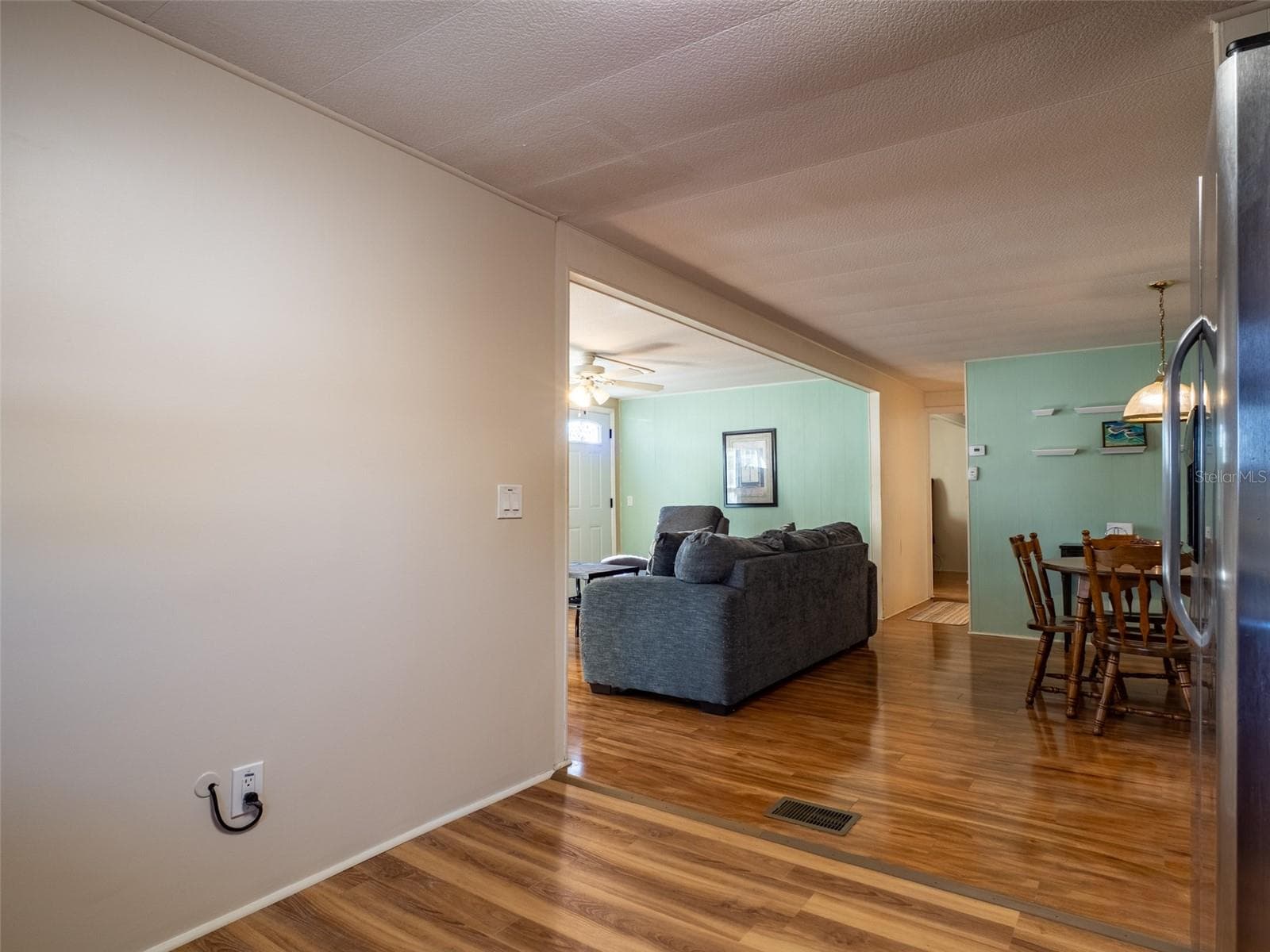 Mobile Home at 401 DENICE DR #401, SEMINOLE, photo 12 of 41