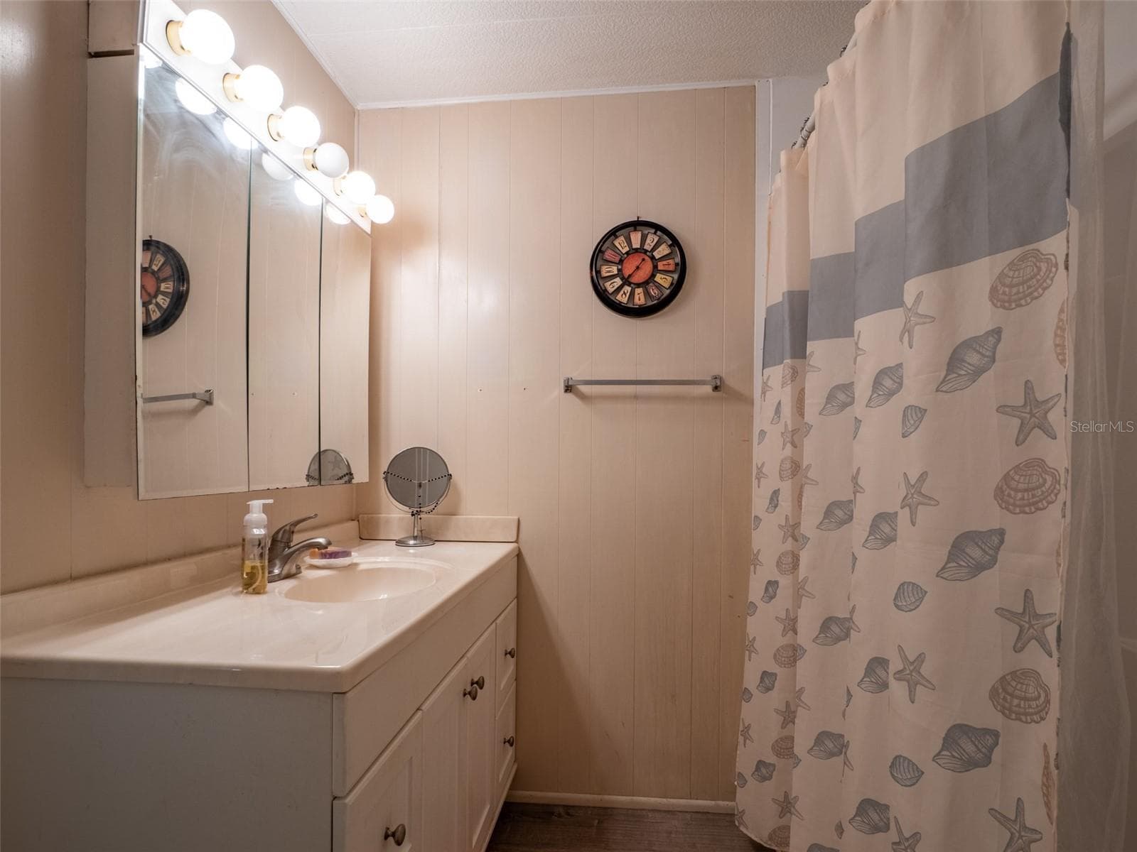 Mobile Home at 401 DENICE DR #401, SEMINOLE, photo 18 of 41