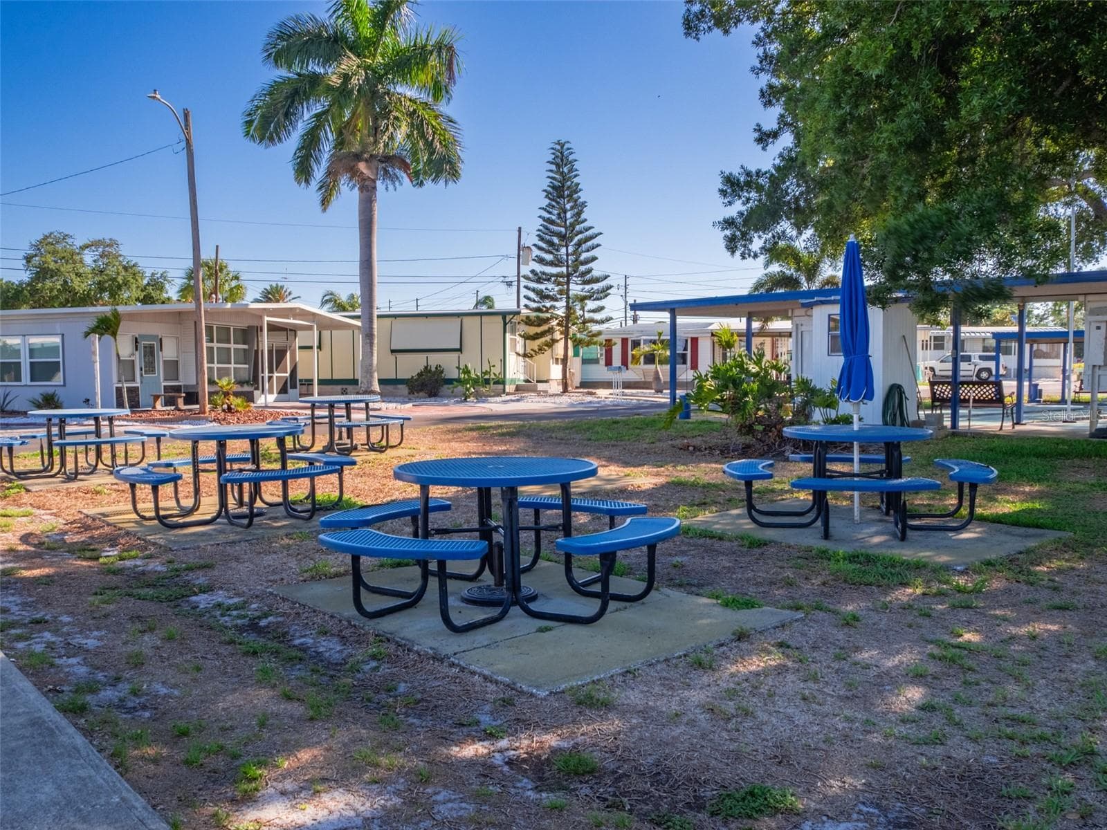 Mobile Home at 401 DENICE DR #401, SEMINOLE, photo 32 of 41