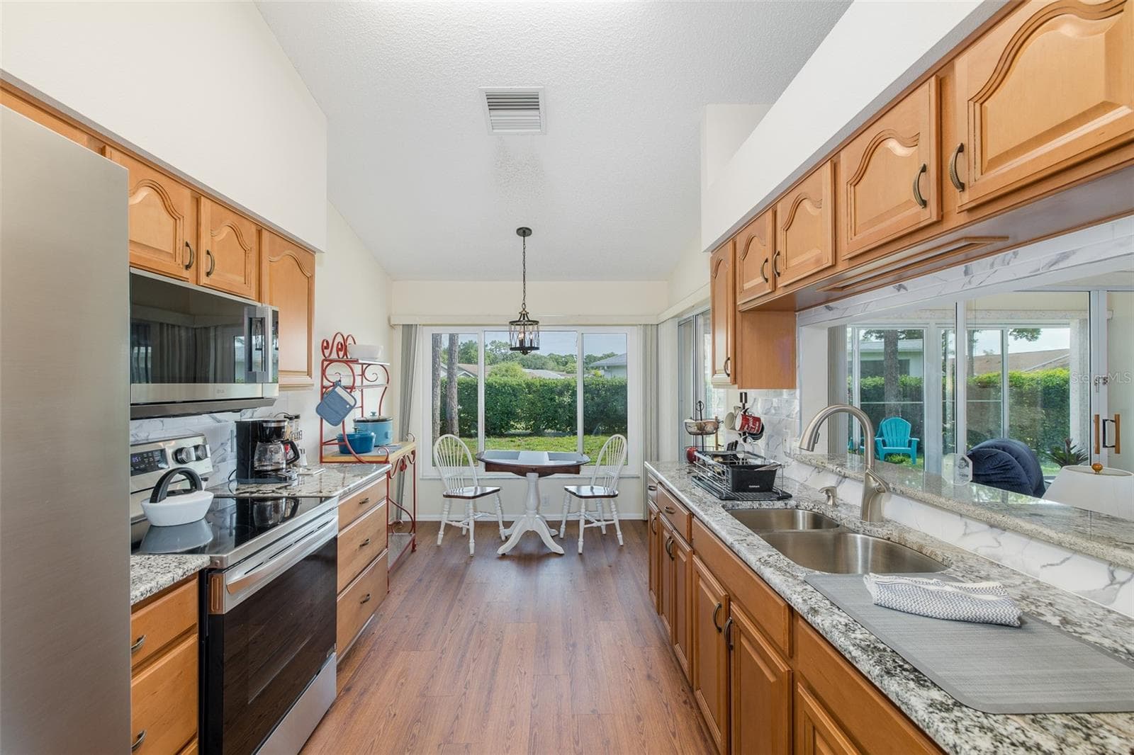 Villa at 9519 SCENIC PINE CT, NEW PORT RICHEY, photo 14 of 48
