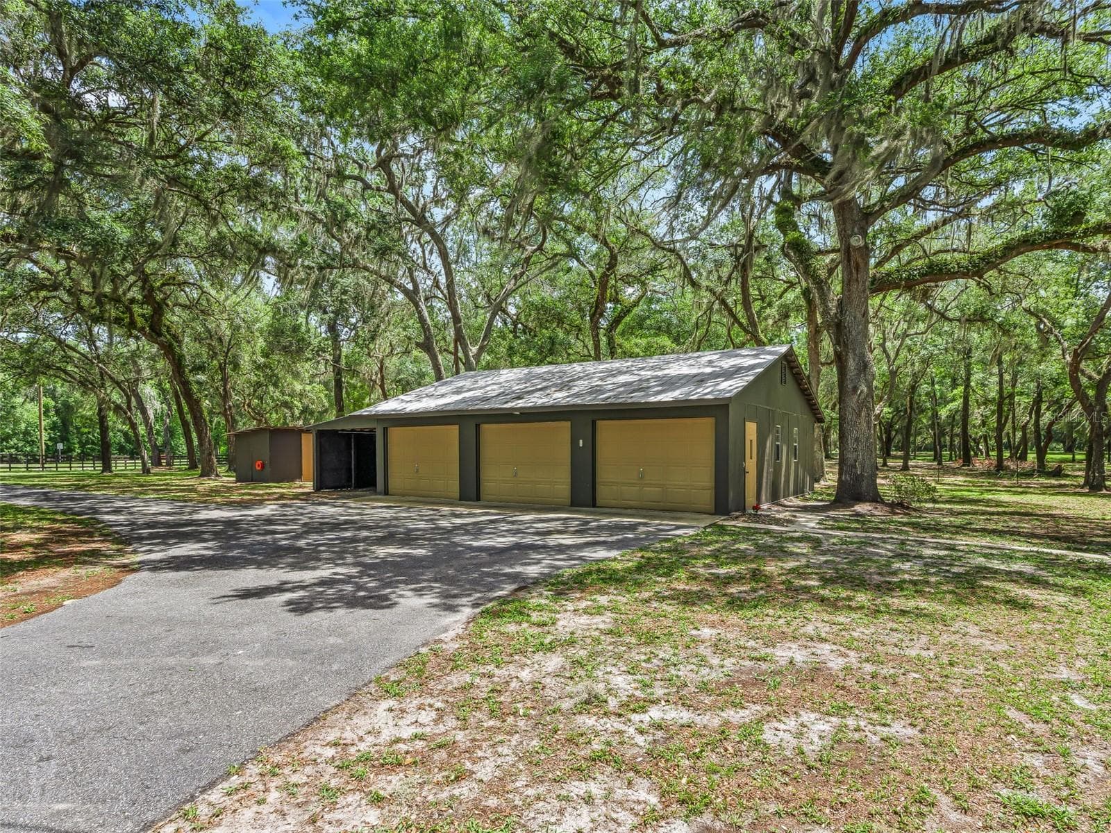 Single Family Residence at 4801 COUNTY ROAD 575, BUSHNELL, photo 36 of 49