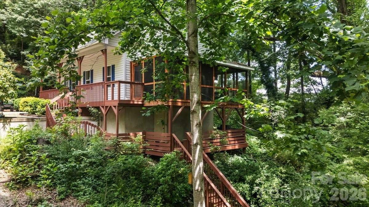 Single Family Residence at 122 Arnold Heights, Waynesville, photo 34 of 43