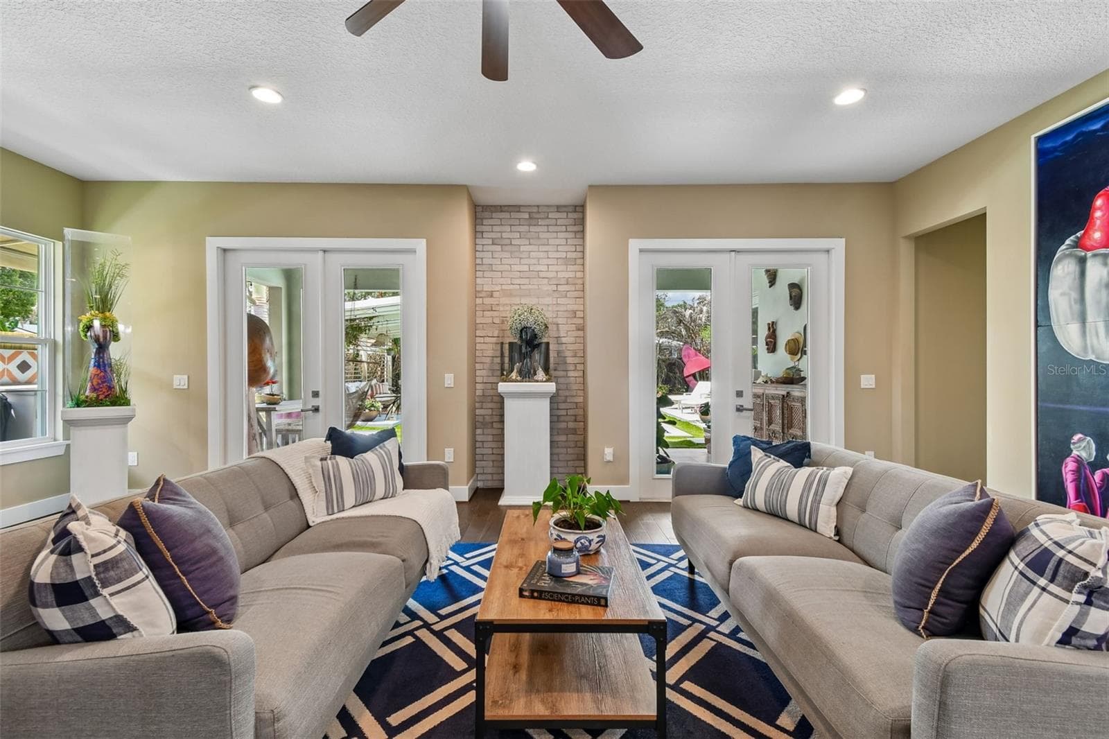 Single Family Residence at 2107 HARGILL DR, ORLANDO, photo 11 of 85