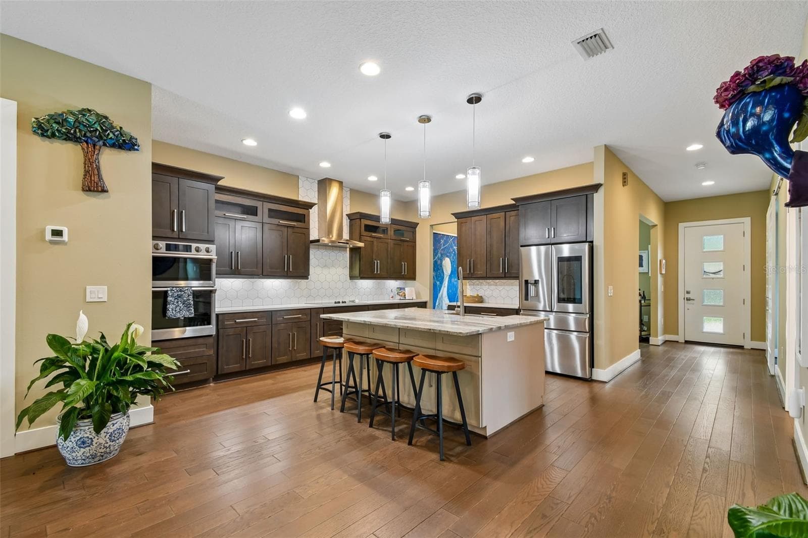 Single Family Residence at 2107 HARGILL DR, ORLANDO, photo 15 of 85