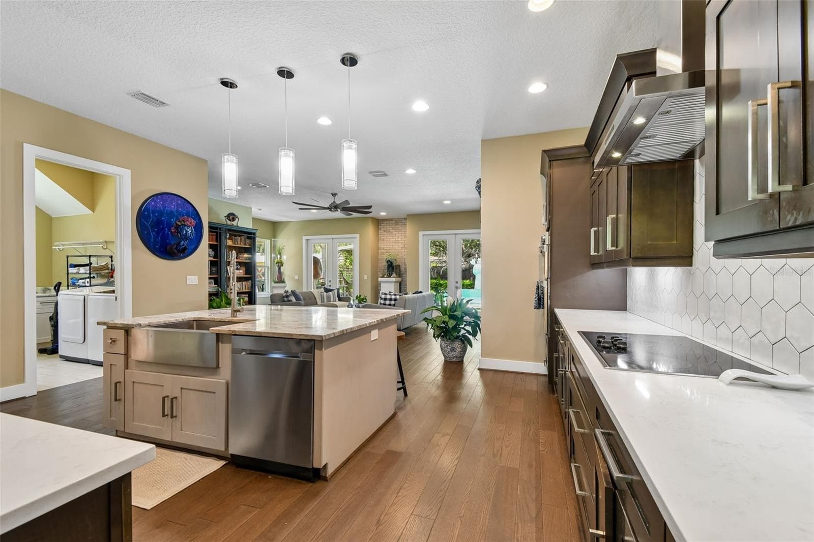 Single Family Residence at 2107 HARGILL DR, ORLANDO, photo 17 of 85