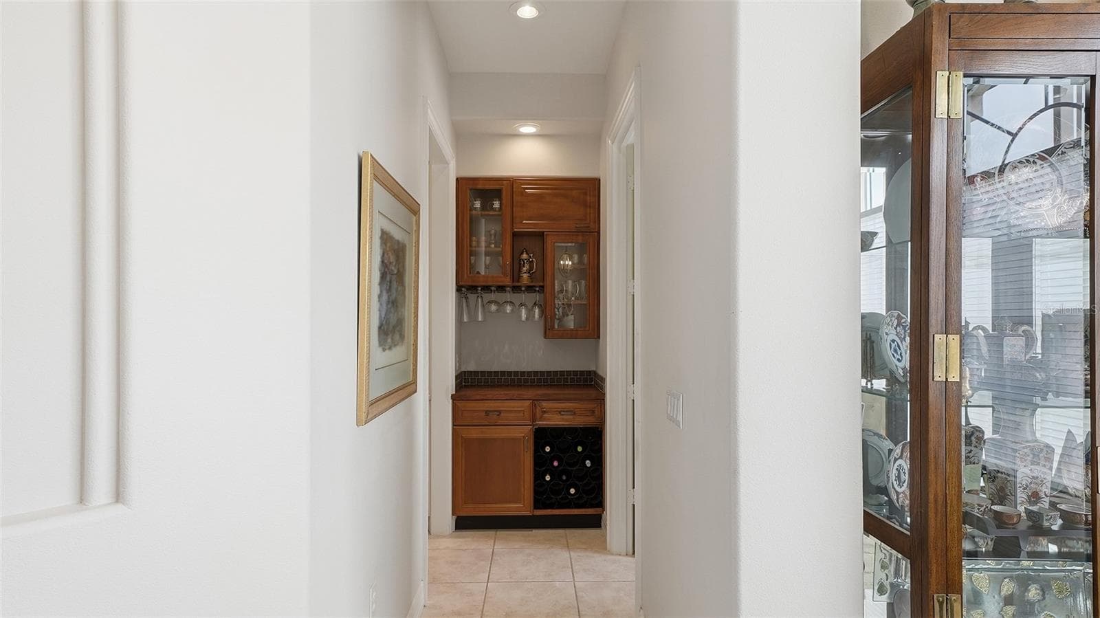 Single Family Residence at 27 DOMINICA DR, ENGLEWOOD, photo 7 of 90