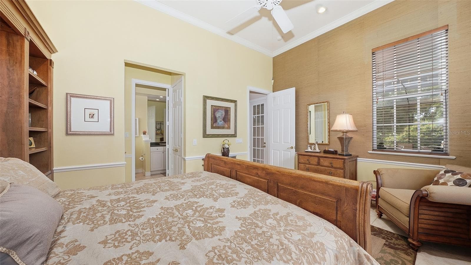 Single Family Residence at 27 DOMINICA DR, ENGLEWOOD, photo 34 of 90