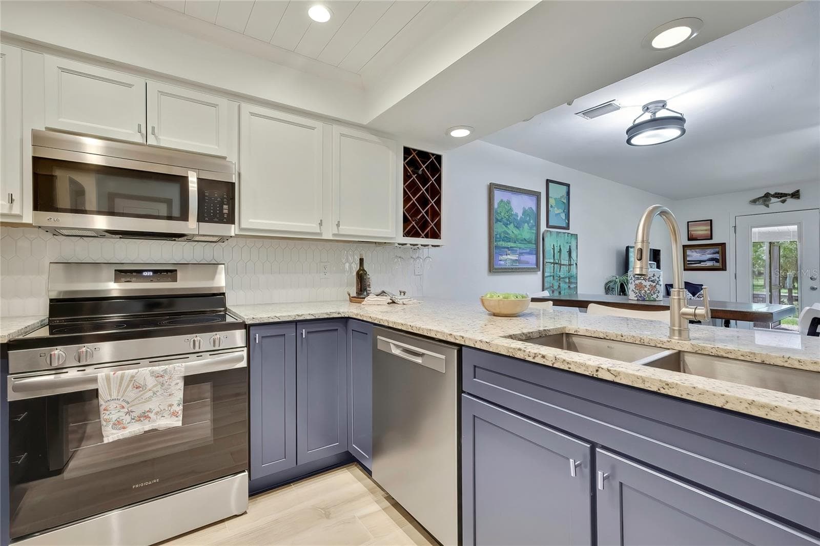 Condominium at 1637 SE PARADISE CIR #106, CRYSTAL RIVER, photo 12 of 38
