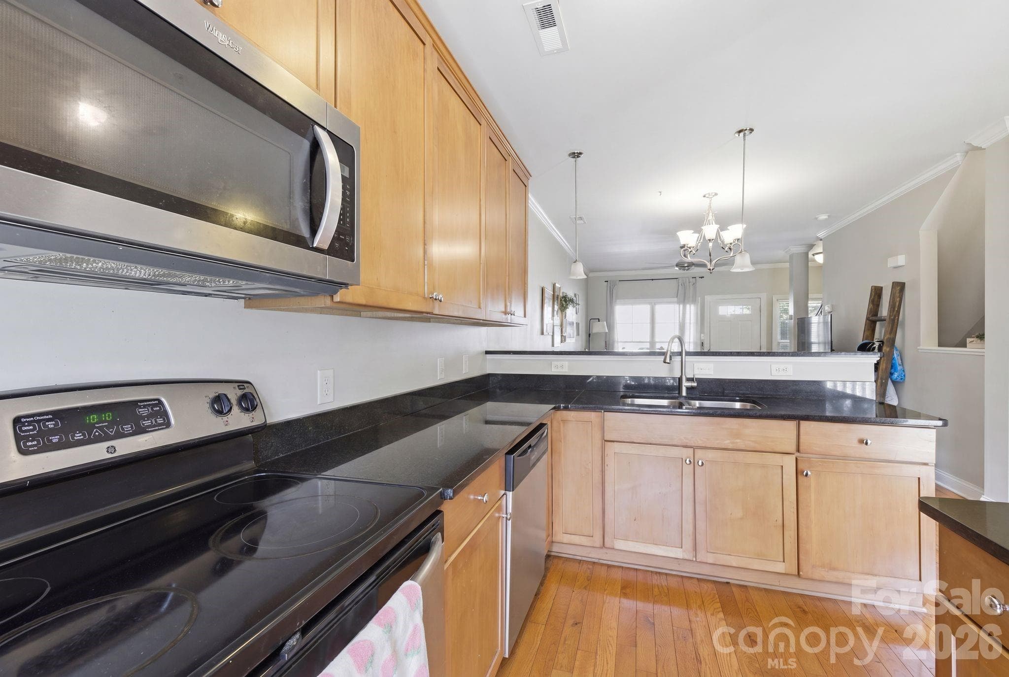 Townhouse at Charlotte, photo 8 of 21