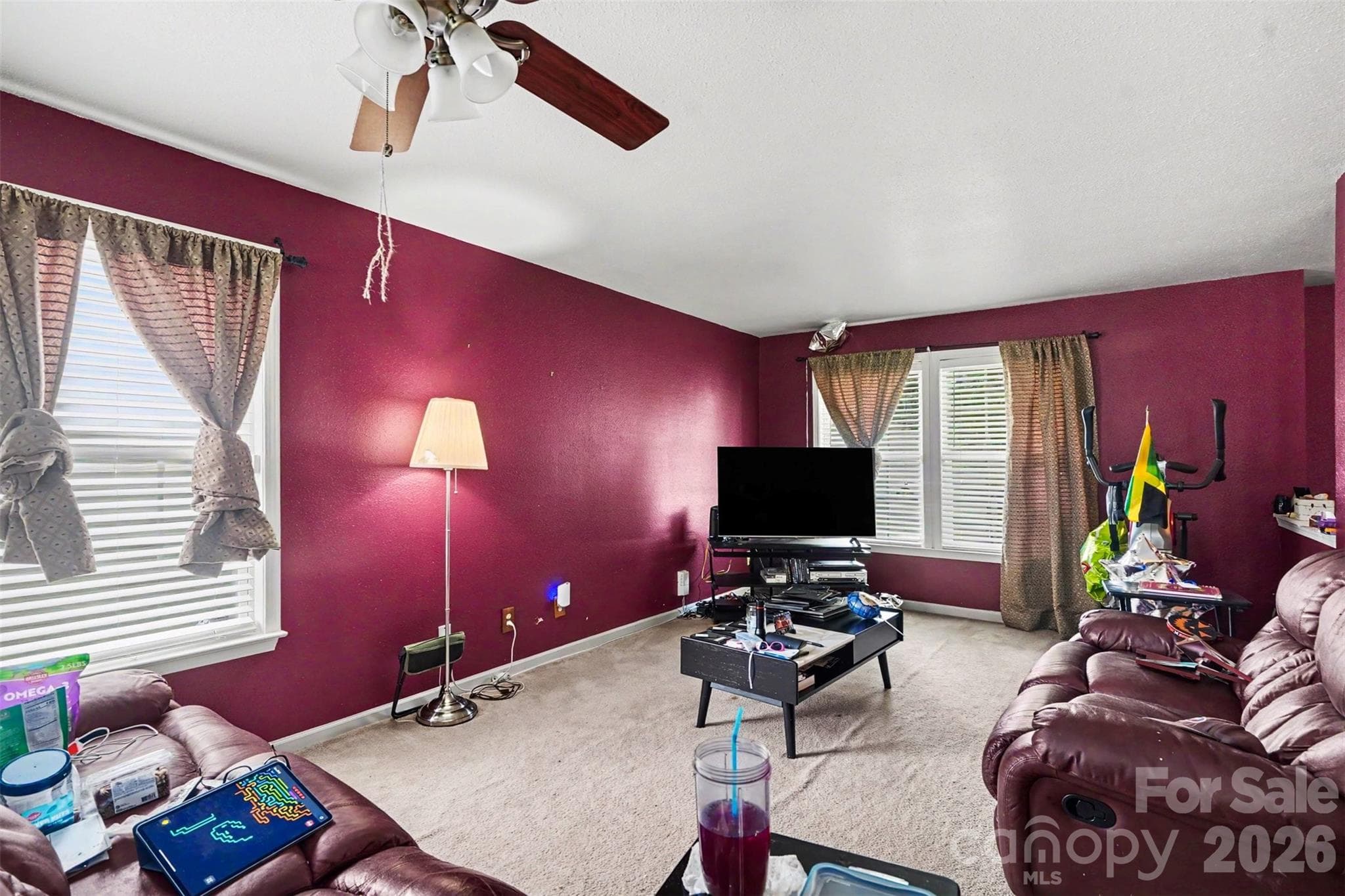 Single Family Residence at 3412 Aldwych Way, Charlotte, photo 3 of 20