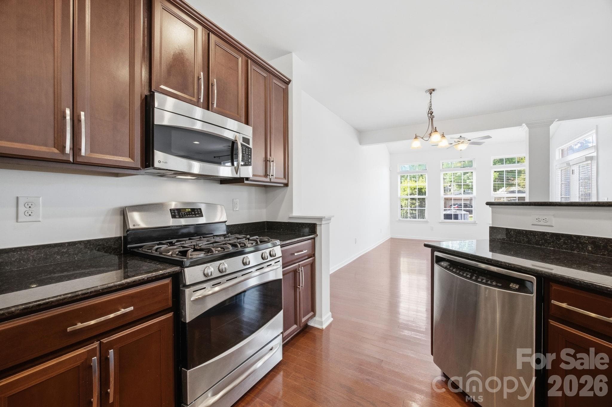 Townhouse at Charlotte, photo 7 of 56