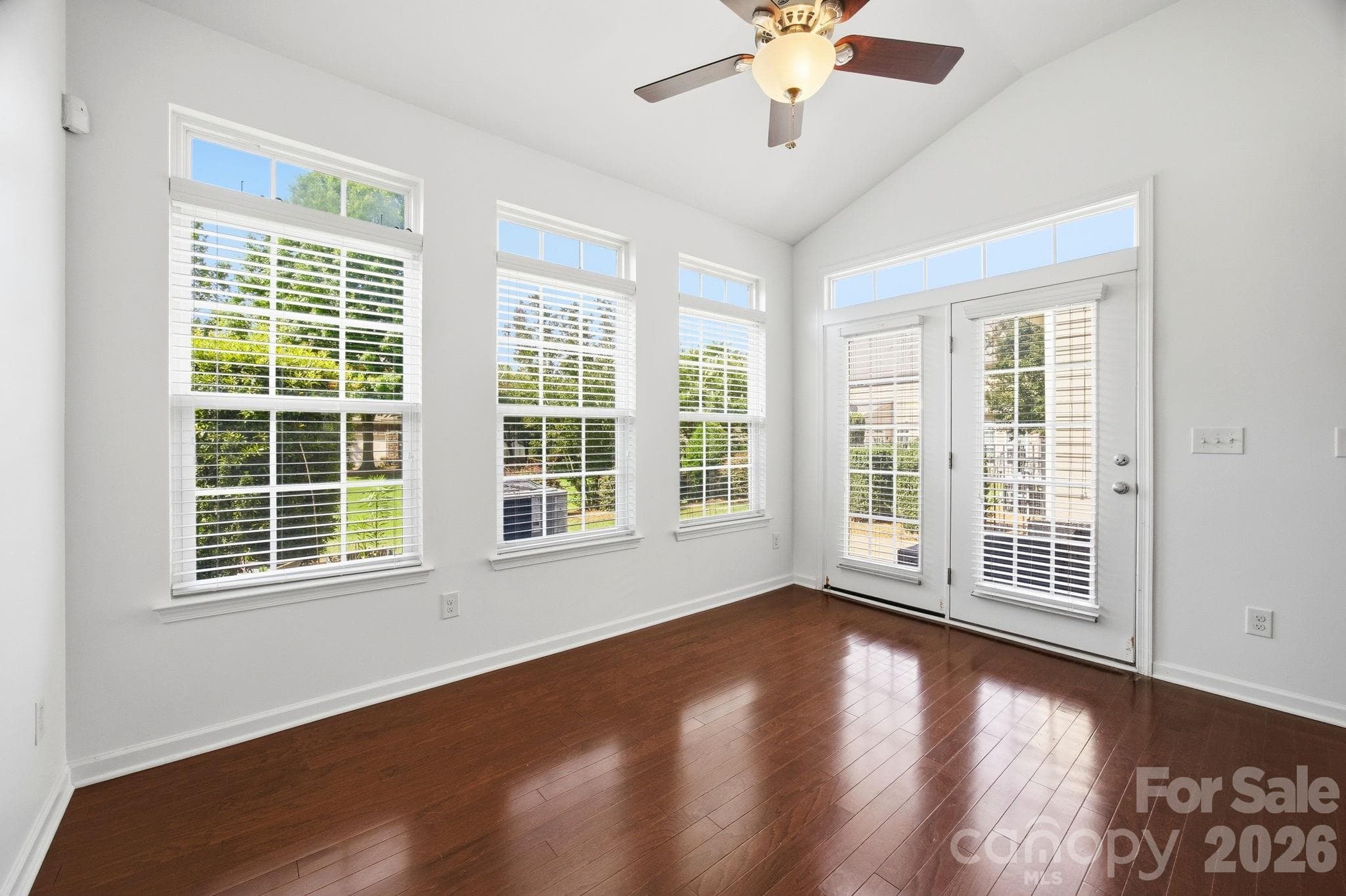 Townhouse at Charlotte, photo 16 of 56