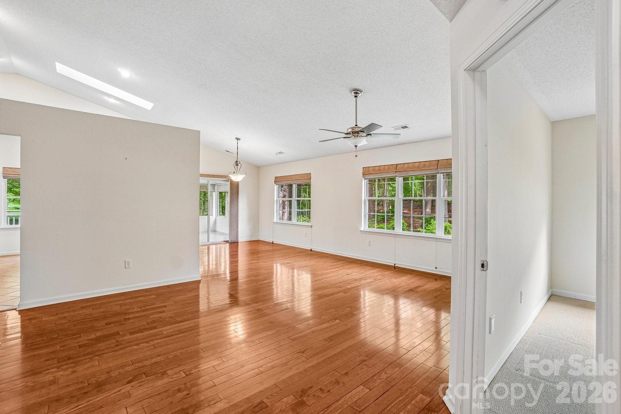Single Family Residence at 263 Fairway View Drive, Etowah, photo 6 of 39