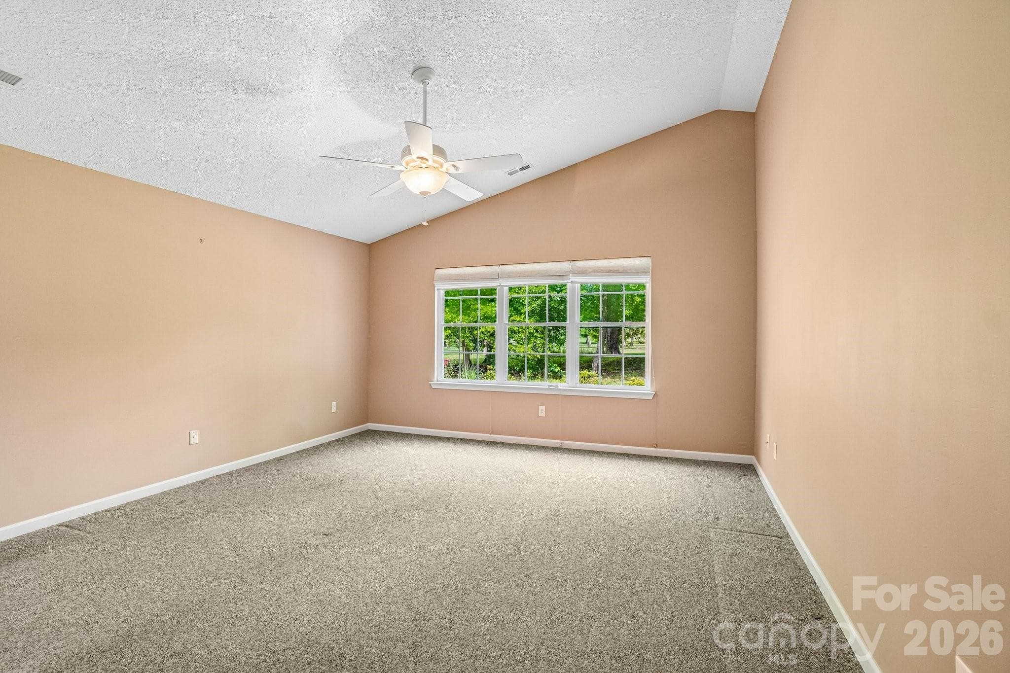 Single Family Residence at 263 Fairway View Drive, Etowah, photo 16 of 39