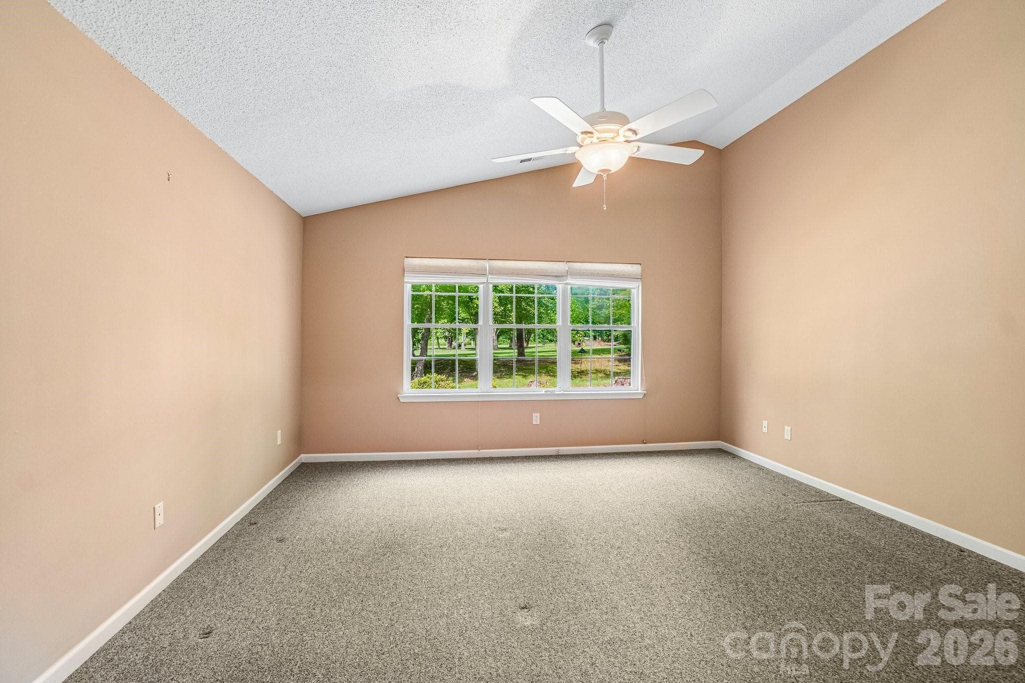 Single Family Residence at 263 Fairway View Drive, Etowah, photo 17 of 39