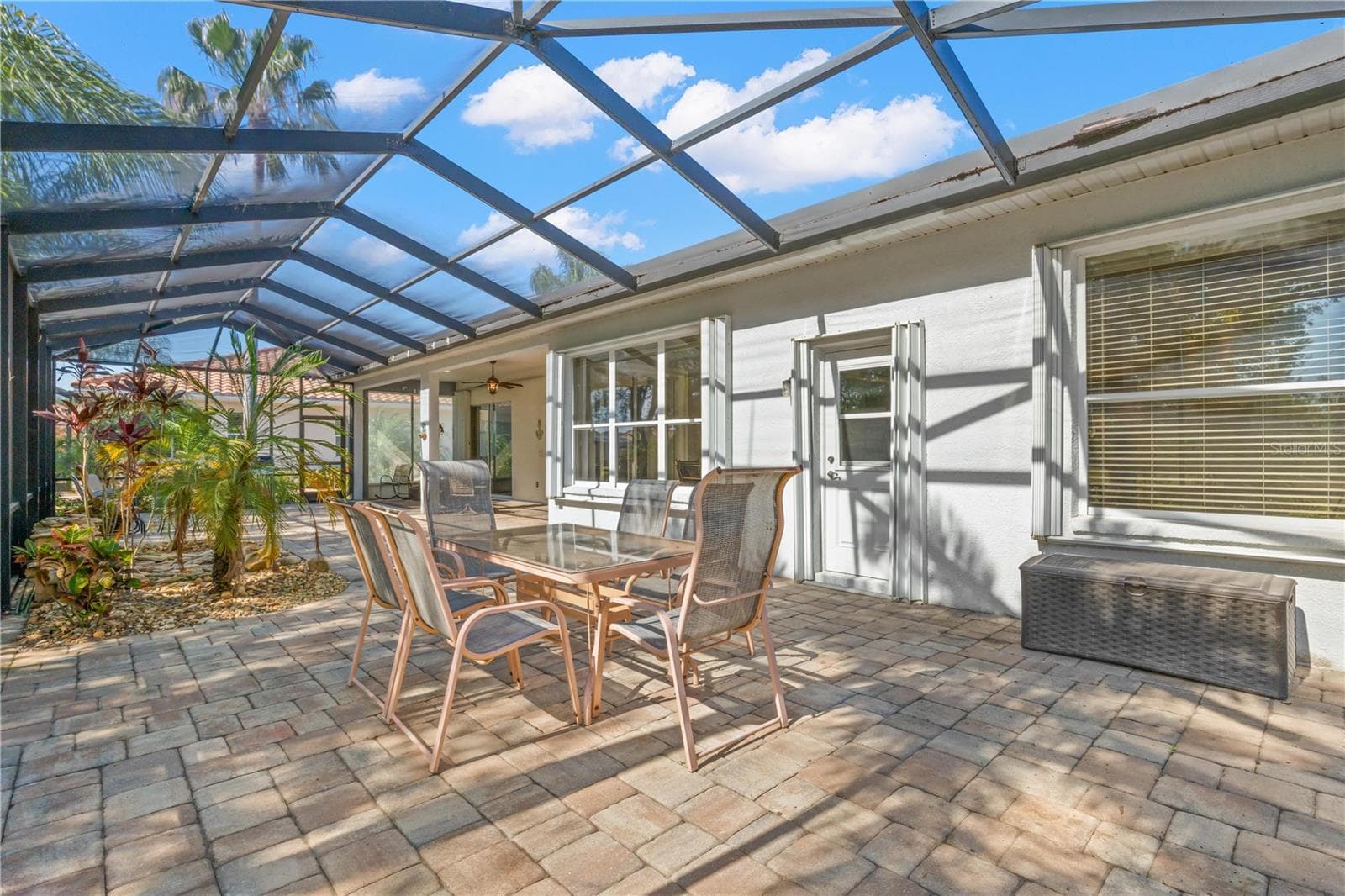 Screened Lanai - 1305 CRYSTAL GREENS DR, SUN CITY CENTER