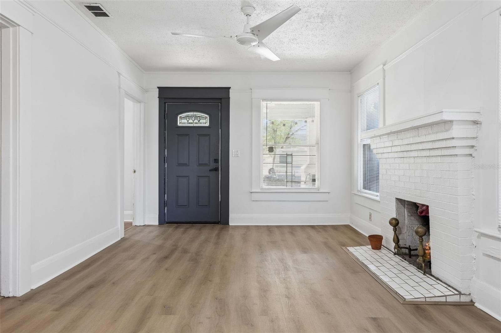 Single Family Residence at 4208 N MARGUERITE, TAMPA, photo 5 of 30