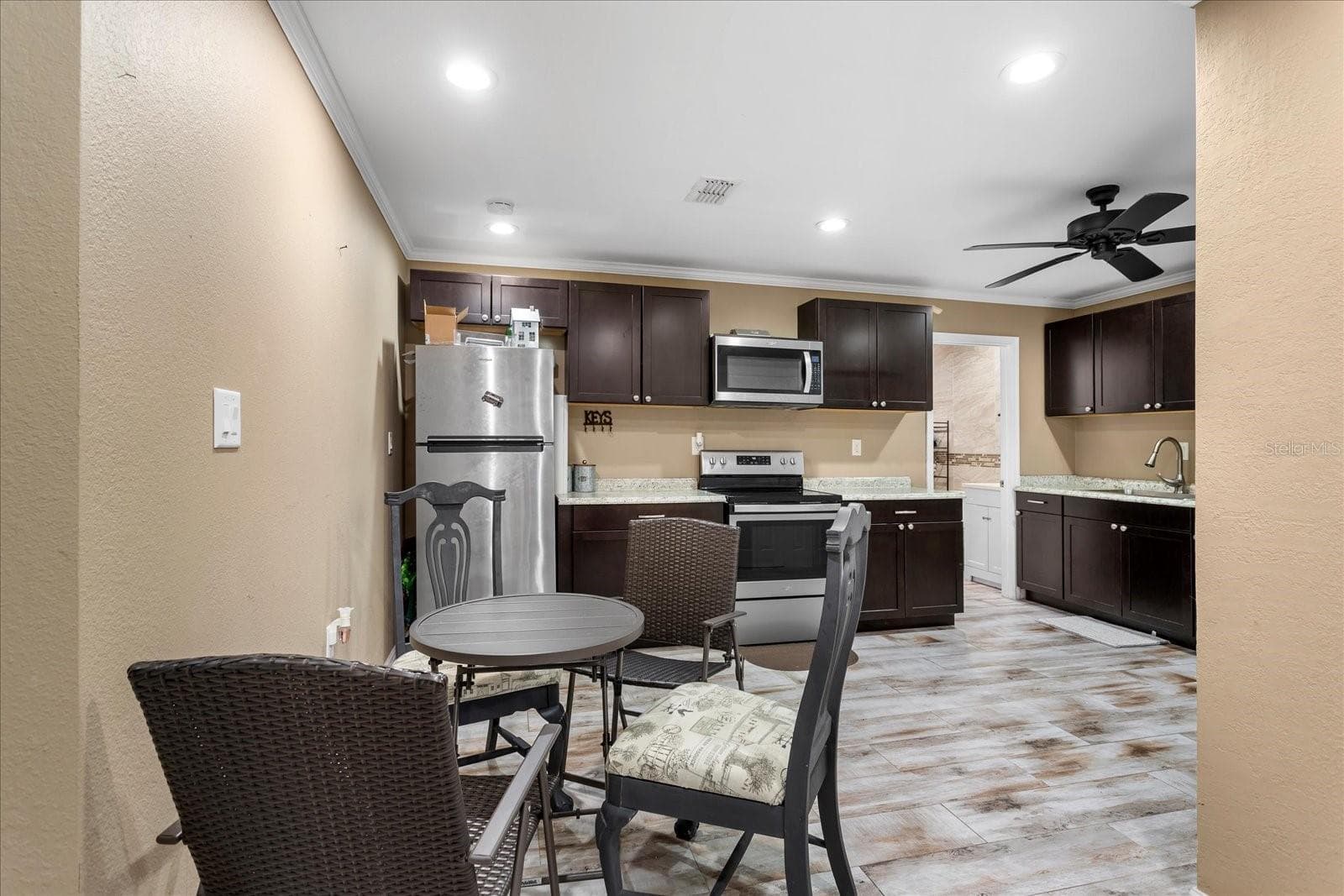 In Law - 524 EDEN PARK, ALTAMONTE SPRINGS