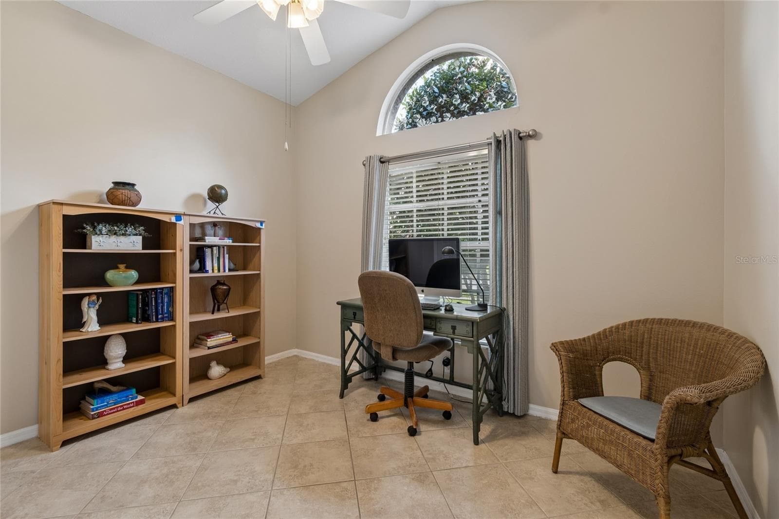 Bedroom #2 with half moon window - 30600 NICKERSON LOOP, WESLEY CHAPEL