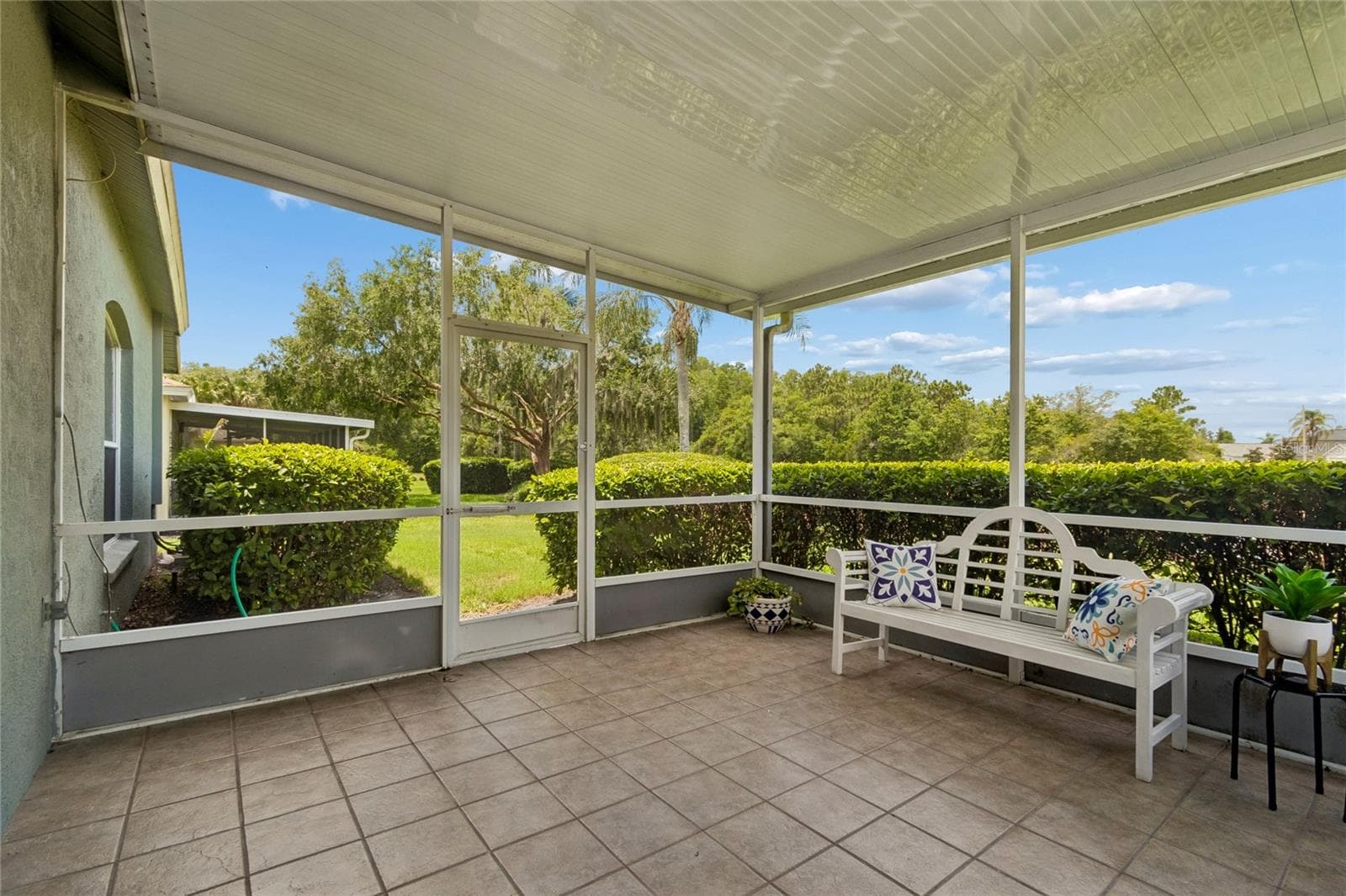 Back Covered Patio - 30600 NICKERSON LOOP, WESLEY CHAPEL
