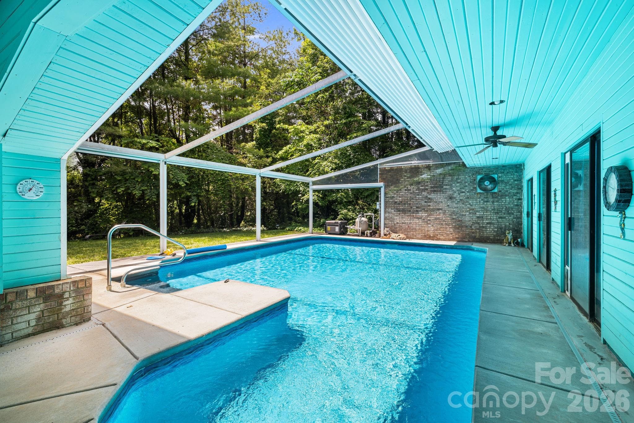 Single Family Residence at Hendersonville, photo 5 of 64