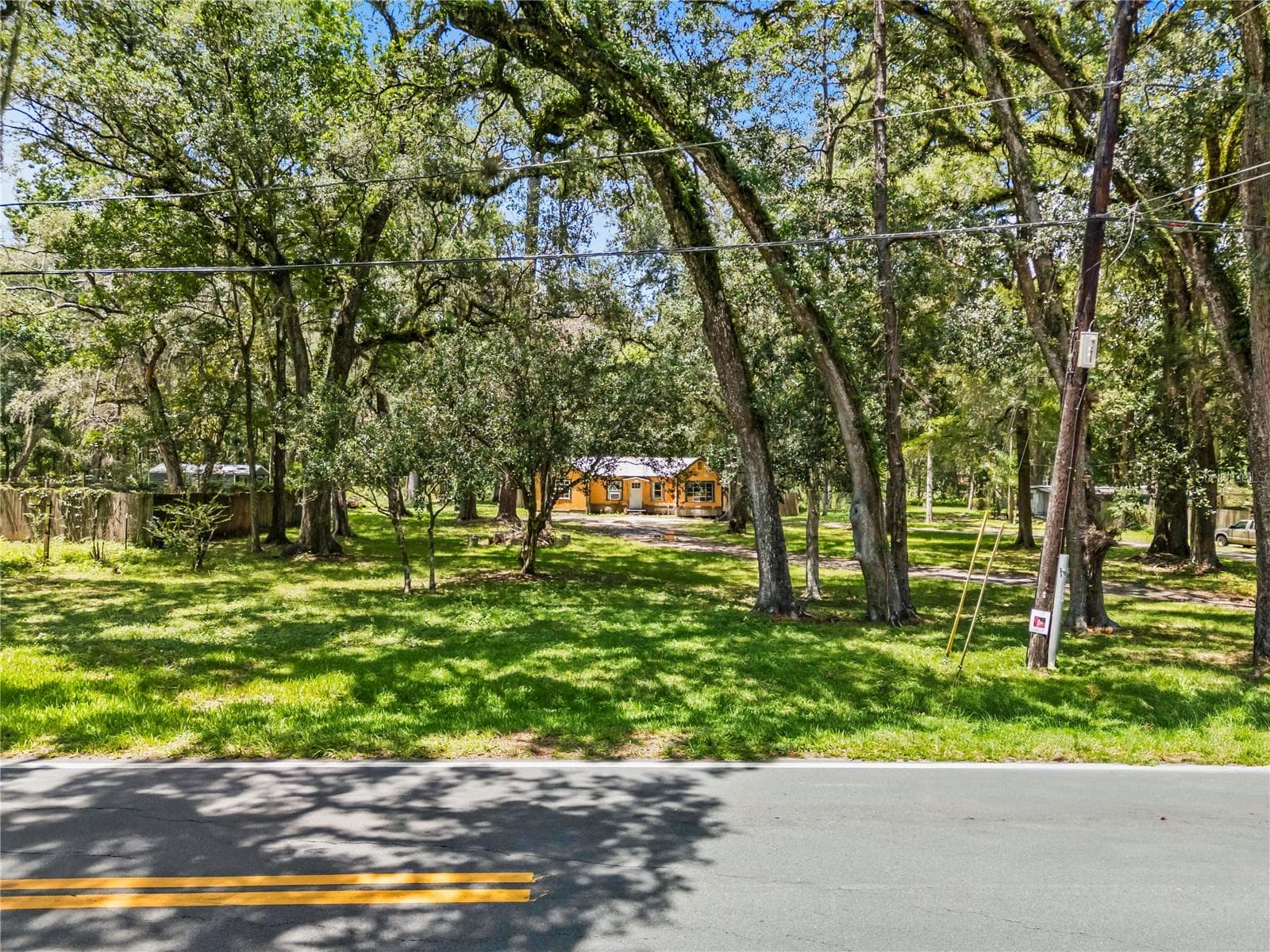 Single Family Residence at 19199 FORT DADE AVE, BROOKSVILLE, photo 4 of 13