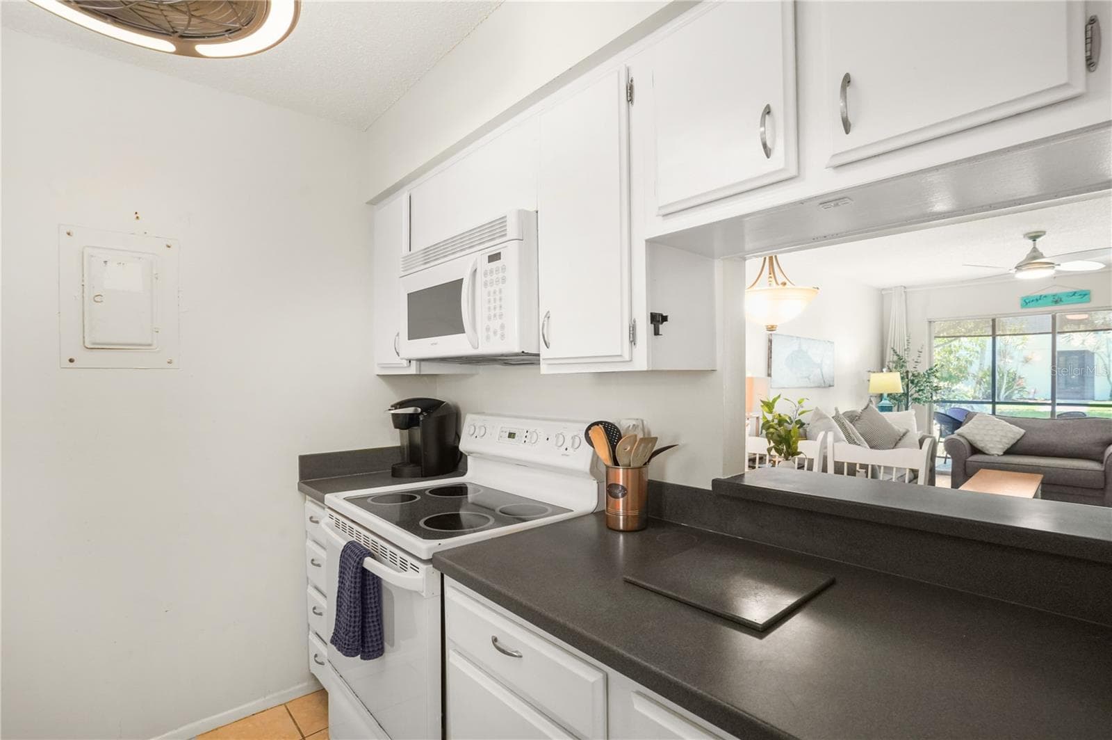 Condominium at 5673 MIDNIGHT PASS RD #201, SARASOTA, photo 18 of 40
