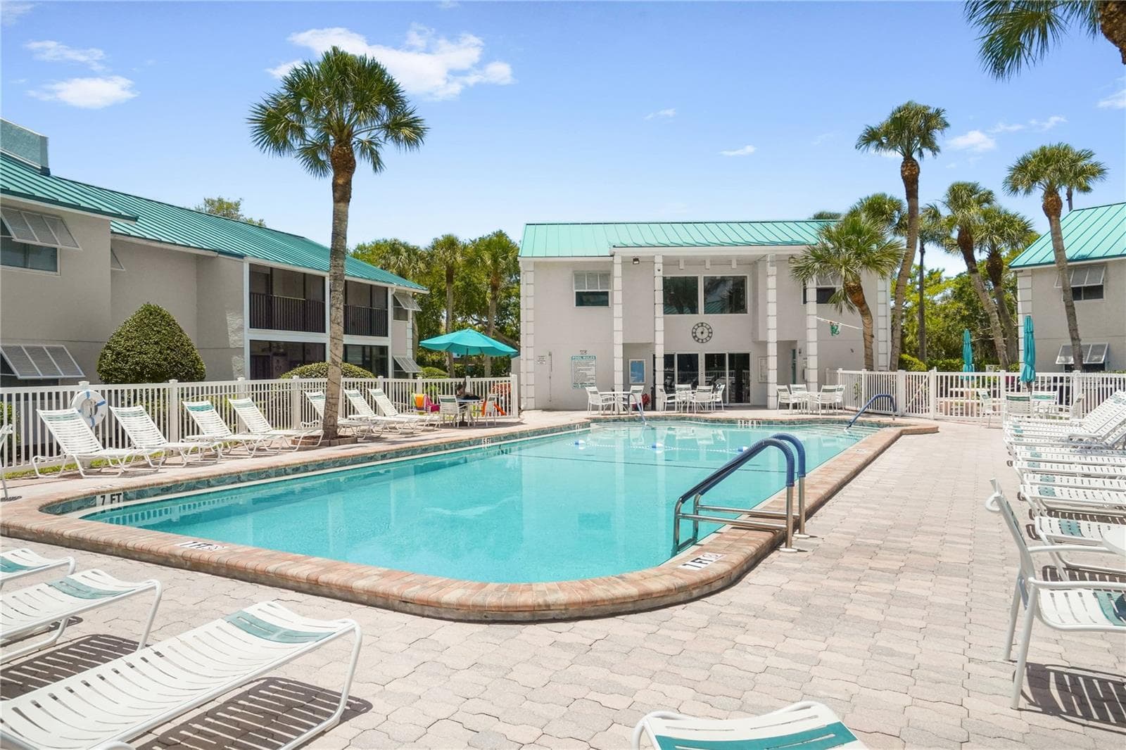 Condominium at 5673 MIDNIGHT PASS RD #201, SARASOTA, photo 32 of 40