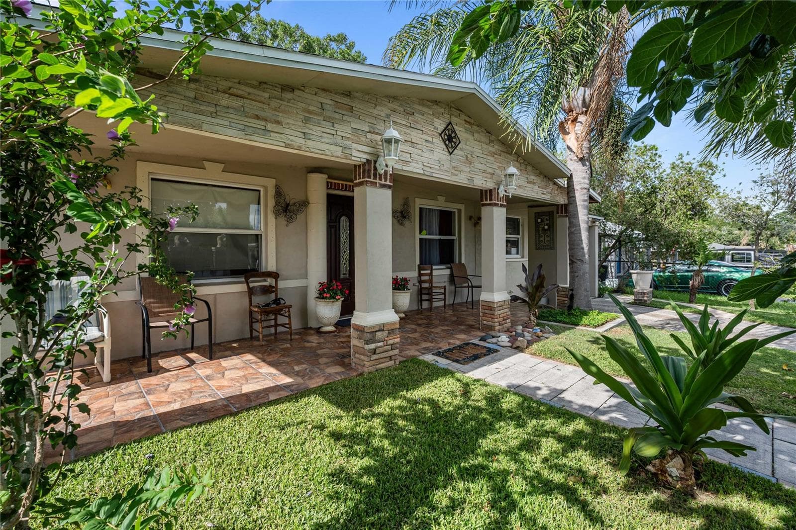 Single Family Residence at 37253 SAFARI DR, DADE CITY, photo 3 of 33