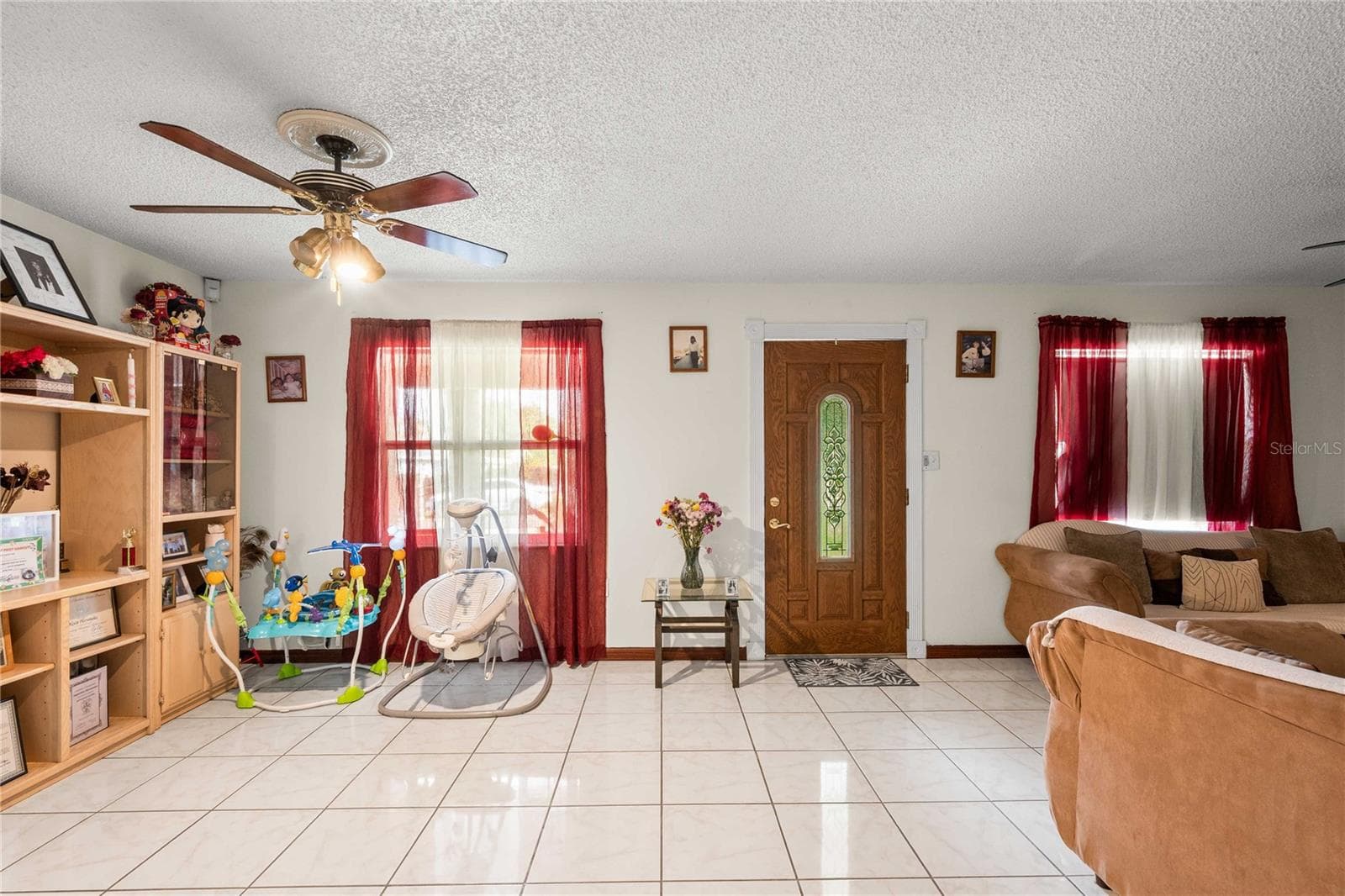 Single Family Residence at 37253 SAFARI DR, DADE CITY, photo 10 of 33