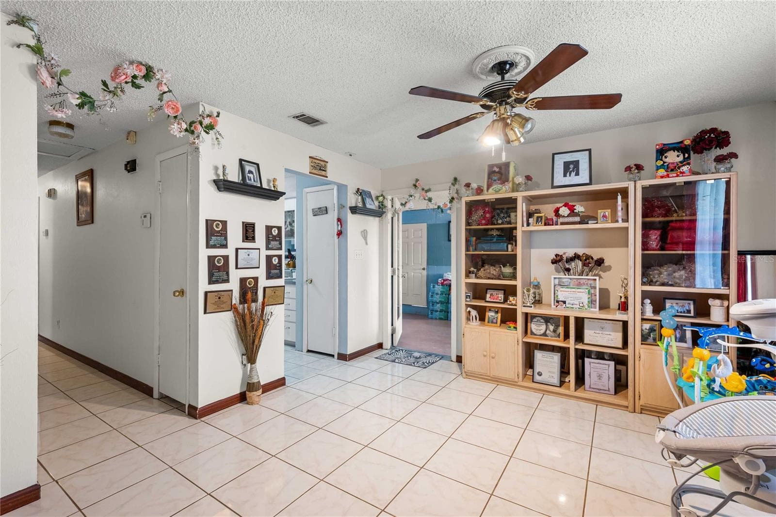 Single Family Residence at 37253 SAFARI DR, DADE CITY, photo 15 of 33