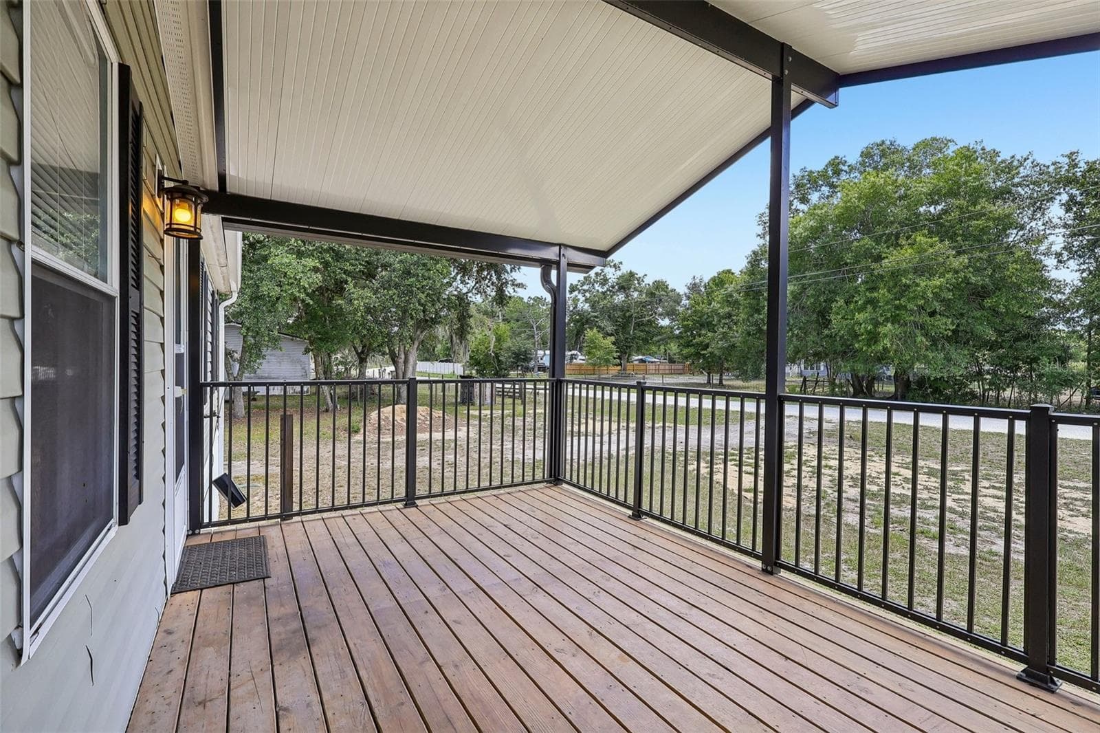 Manufactured Home at 136 CREEKWOOD RUN, LAKELAND, photo 15 of 92