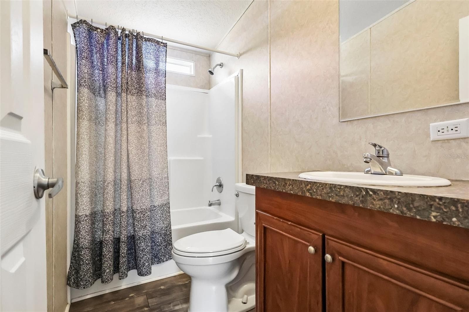 Manufactured Home at 136 CREEKWOOD RUN, LAKELAND, photo 40 of 92