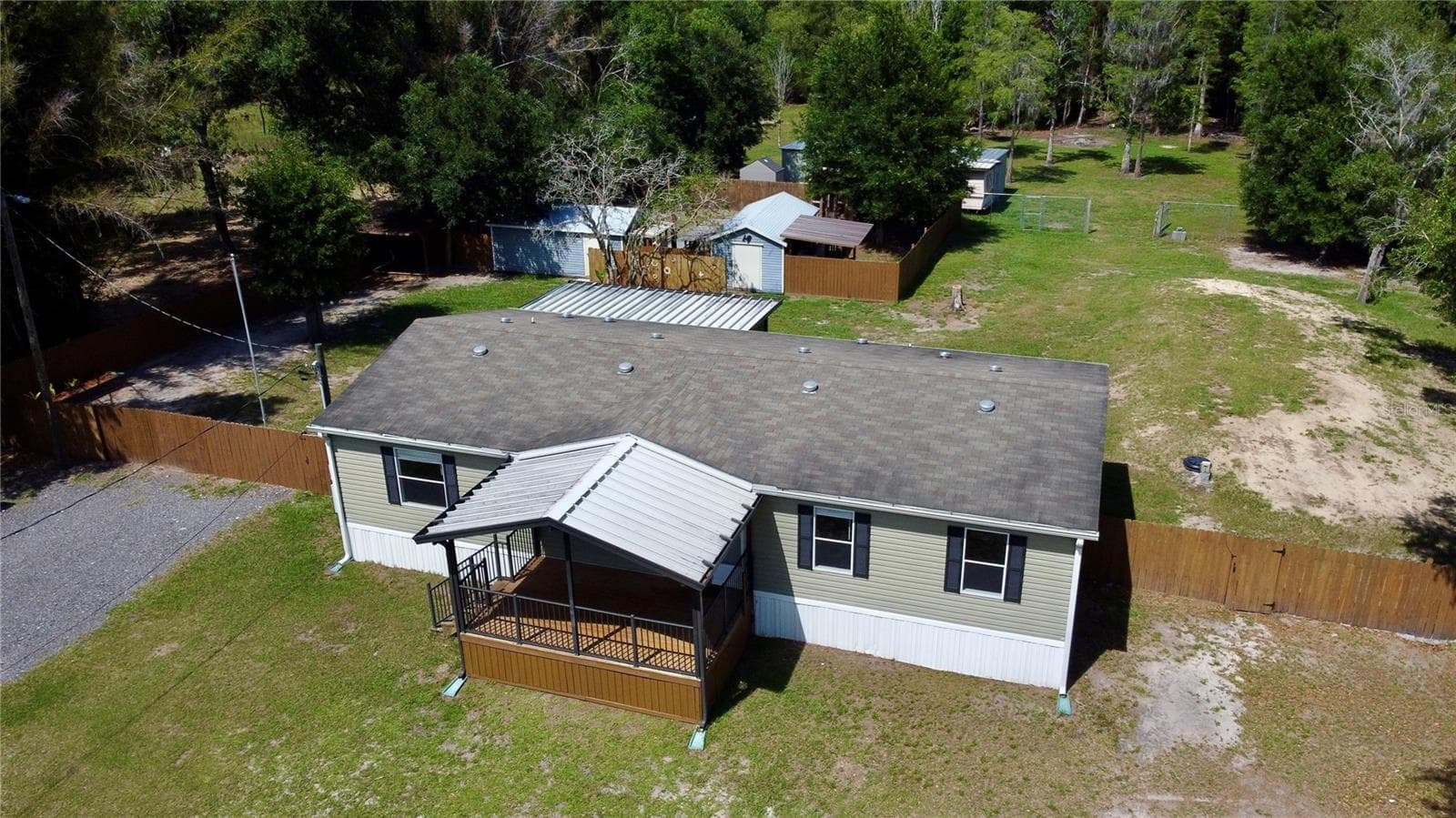 Manufactured Home at 136 CREEKWOOD RUN, LAKELAND, photo 55 of 92