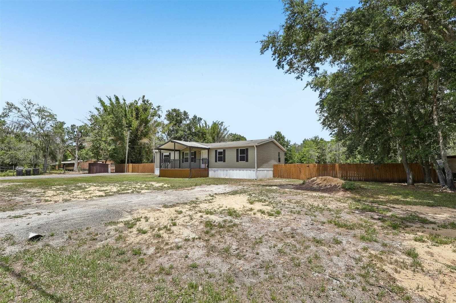 Manufactured Home at 136 CREEKWOOD RUN, LAKELAND, photo 89 of 92