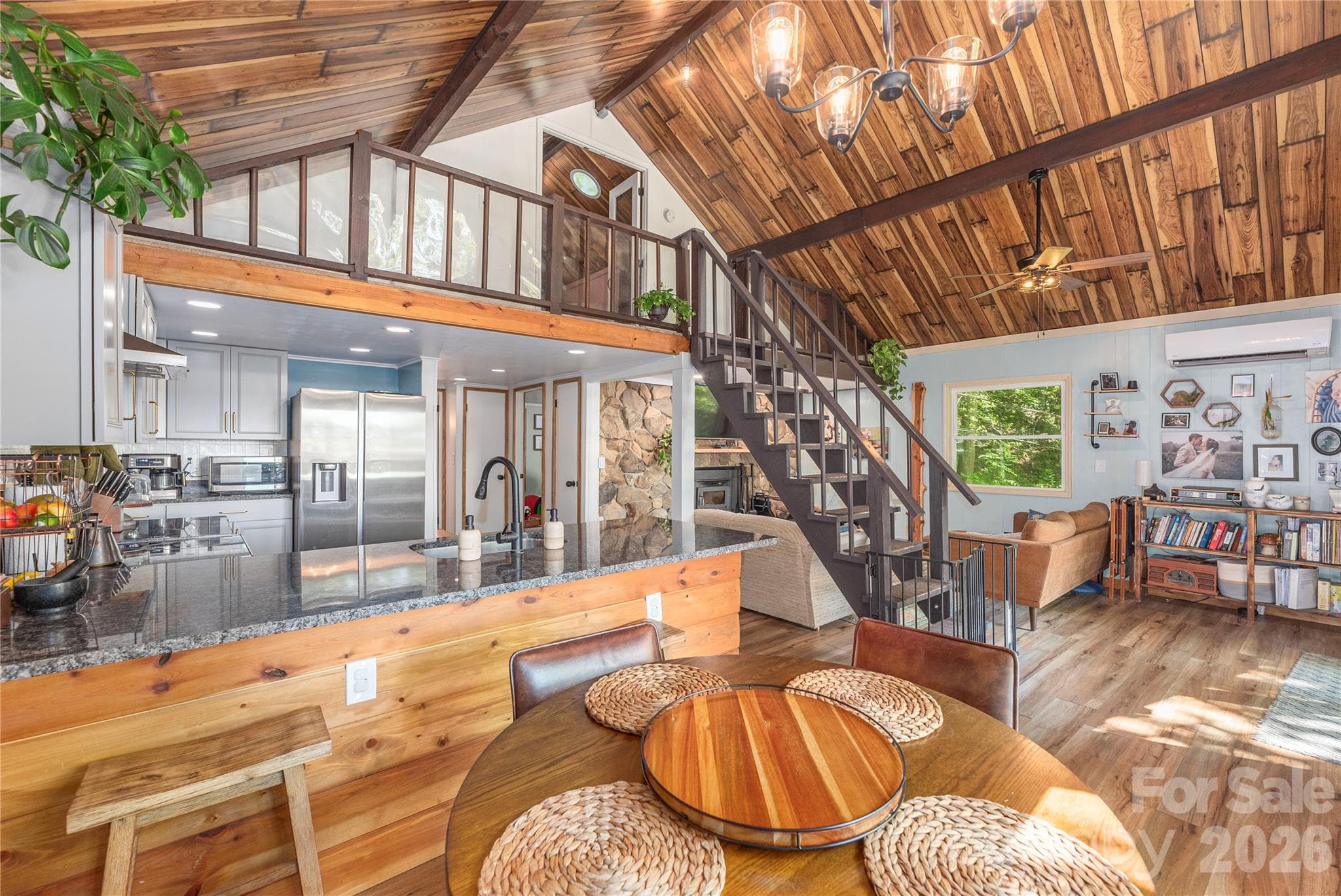 Single Family Residence at Mars Hill, photo 7 of 36