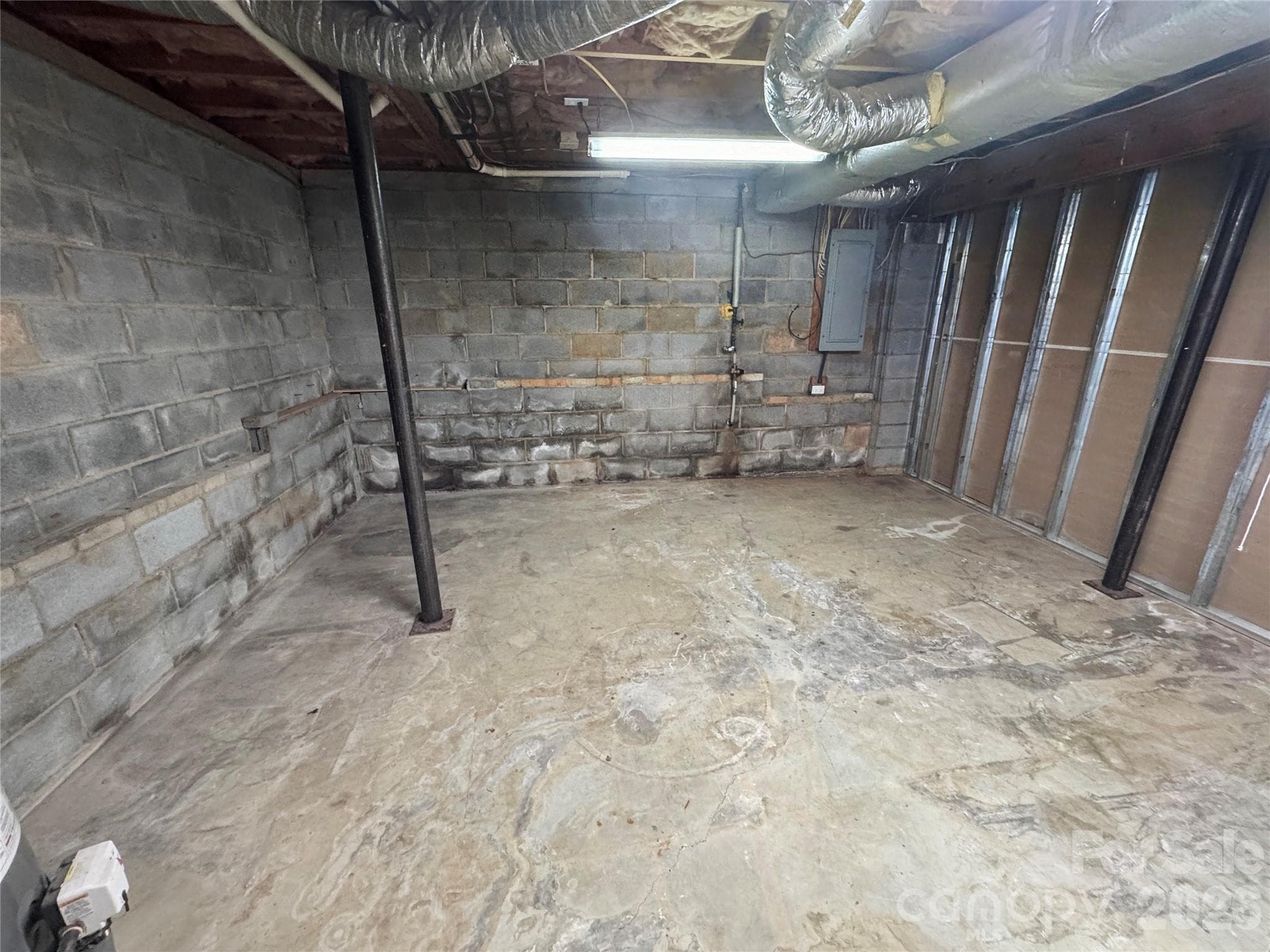 unfinished Basement area - 21123 Rio Oro Drive, Cornelius