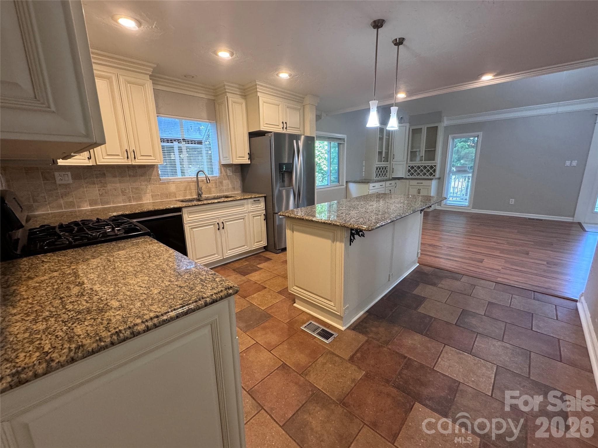 Kitchen - 21123 Rio Oro Drive, Cornelius