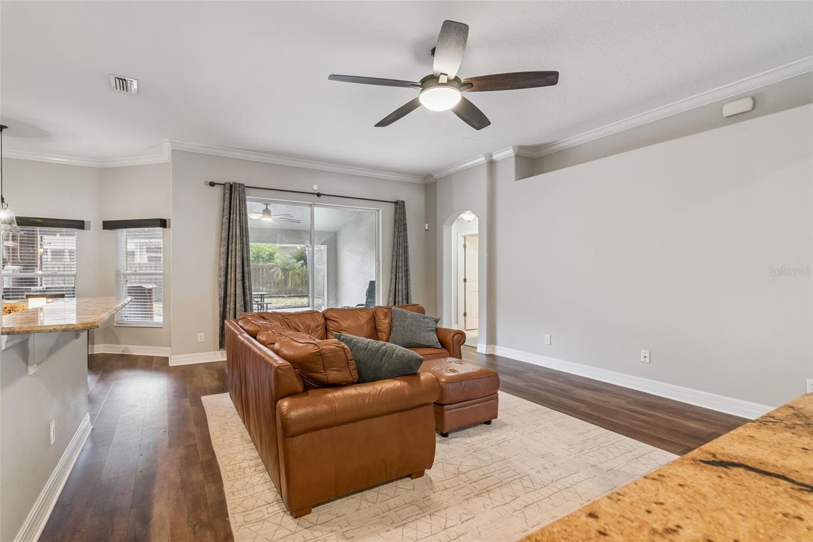 Family Room - 242 BLUE WATER ST, EUSTIS