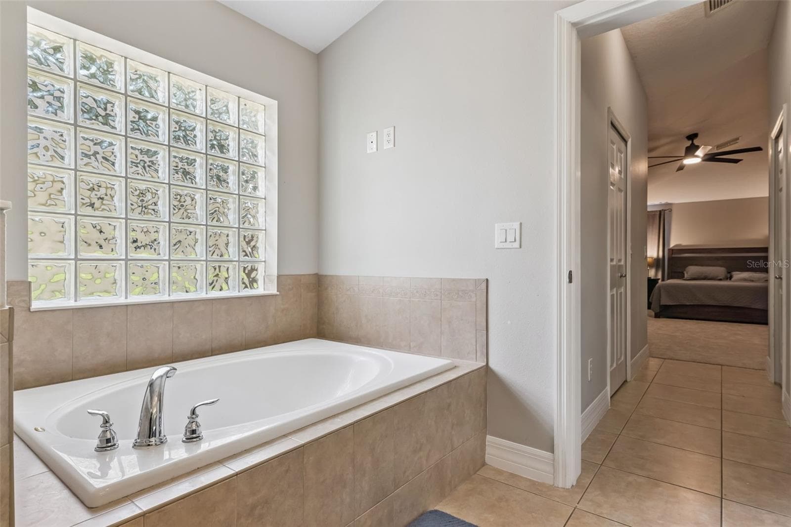 Primary Bath - 242 BLUE WATER ST, EUSTIS