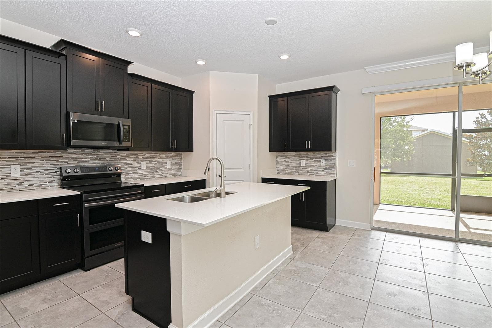 Single Family Residence at 5973 CYPRESS HILL RD, WINTER GARDEN, photo 7 of 44