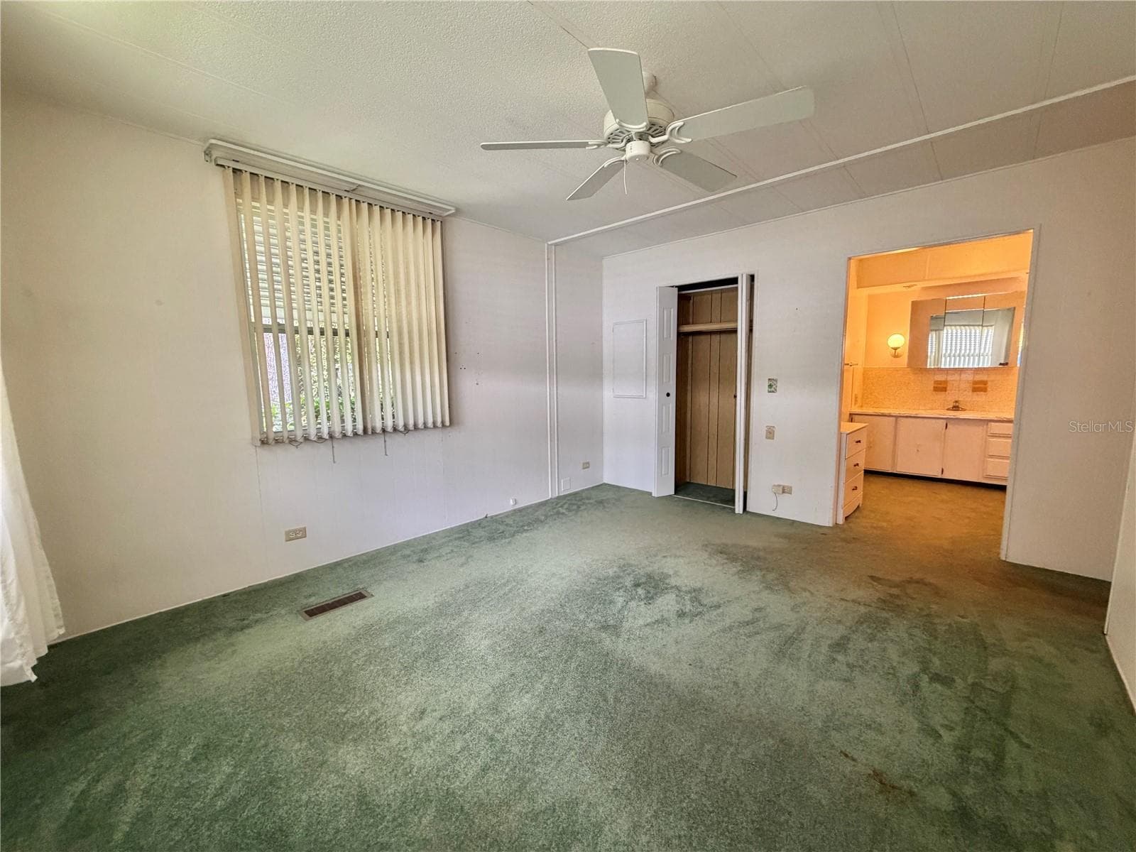 Mobile Home at 132 TAMARISK WAY, LEESBURG, photo 28 of 52