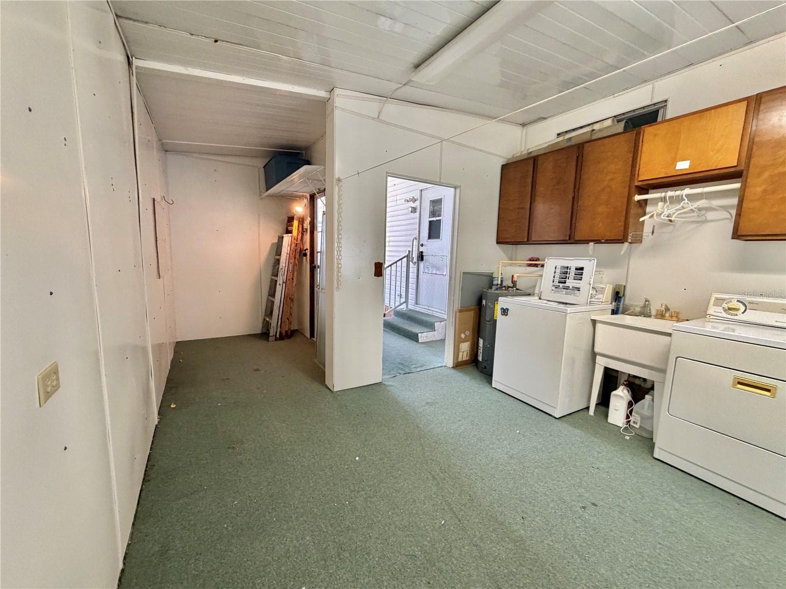 Mobile Home at 132 TAMARISK WAY, LEESBURG, photo 36 of 52