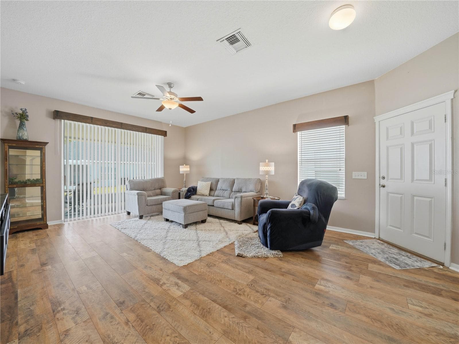 Villa at 6936 SURREY OAK DR, APOLLO BEACH, photo 4 of 25