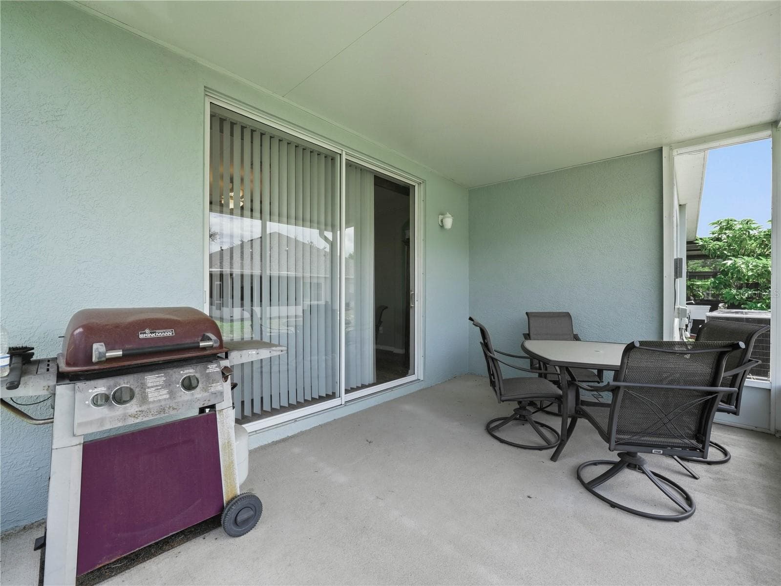 Villa at 6936 SURREY OAK DR, APOLLO BEACH, photo 21 of 25